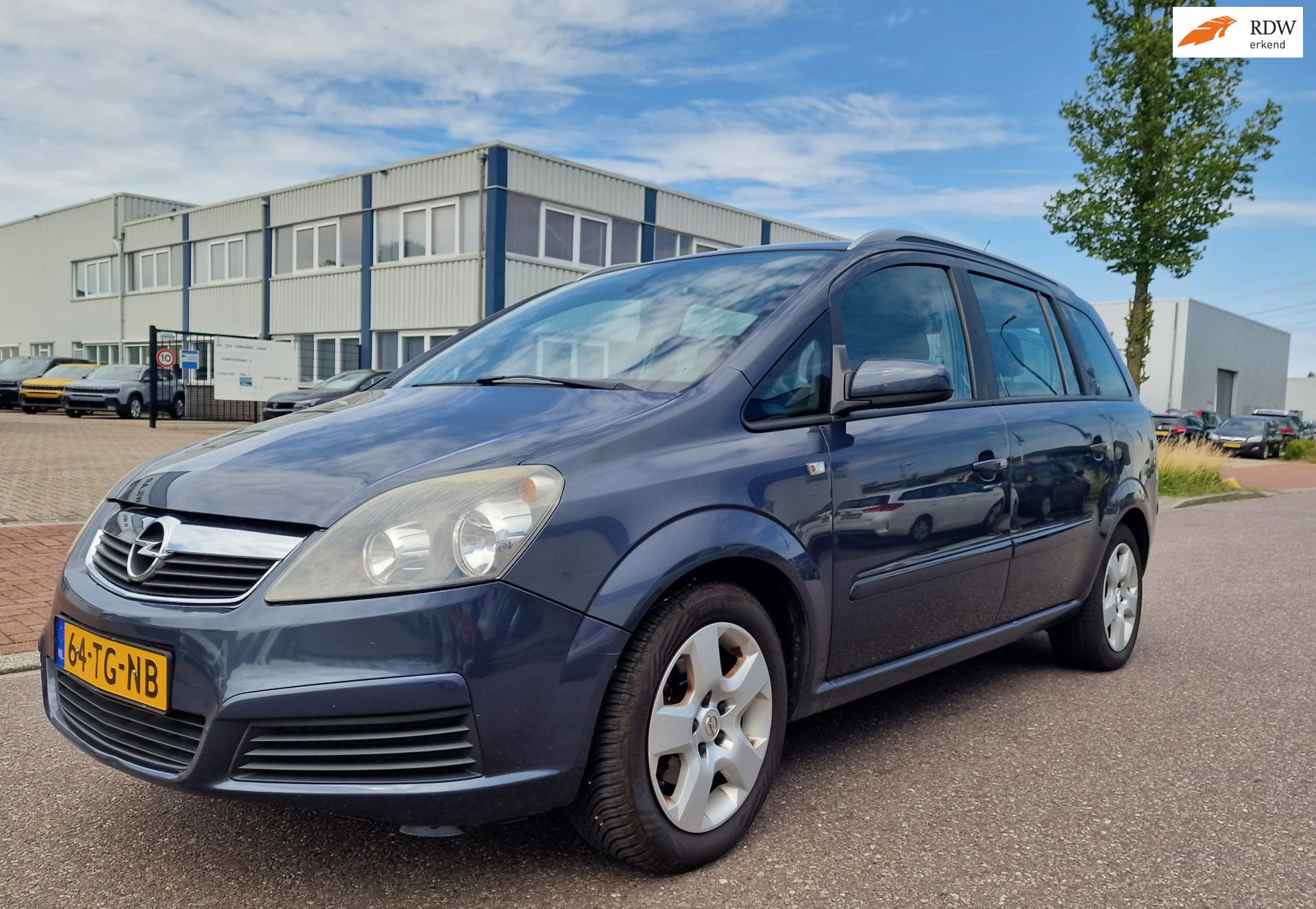 Opel Zafira 1.8 Executive 7 PERS AIRCO CRUISE TREKHAAK 2 X SLEUTELS