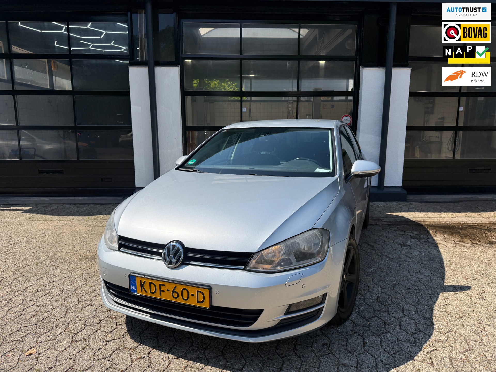 Volkswagen GOLF 1.4 TSI Highline