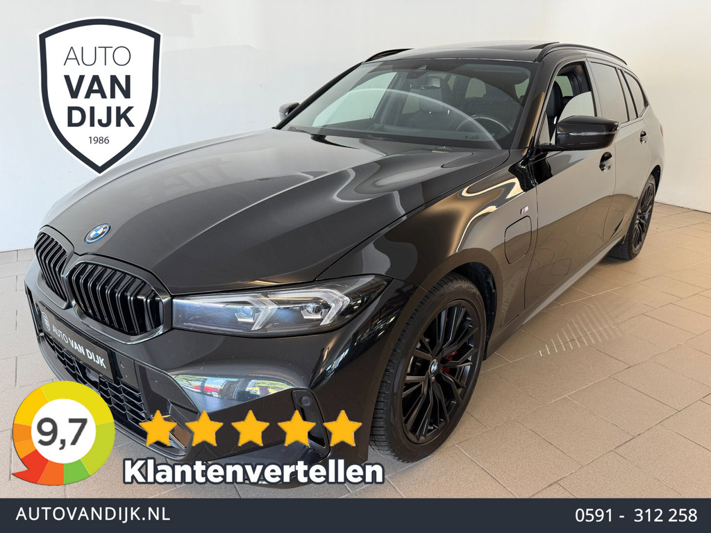 BMW 3 Serie Touring 330e G21 Touring LCI 292PK XTRA BOOST LONG RANGE FACELIFT PANO LEER TREKHAAK HARMAN KARDON SHADOWLINE NIEUWSTA