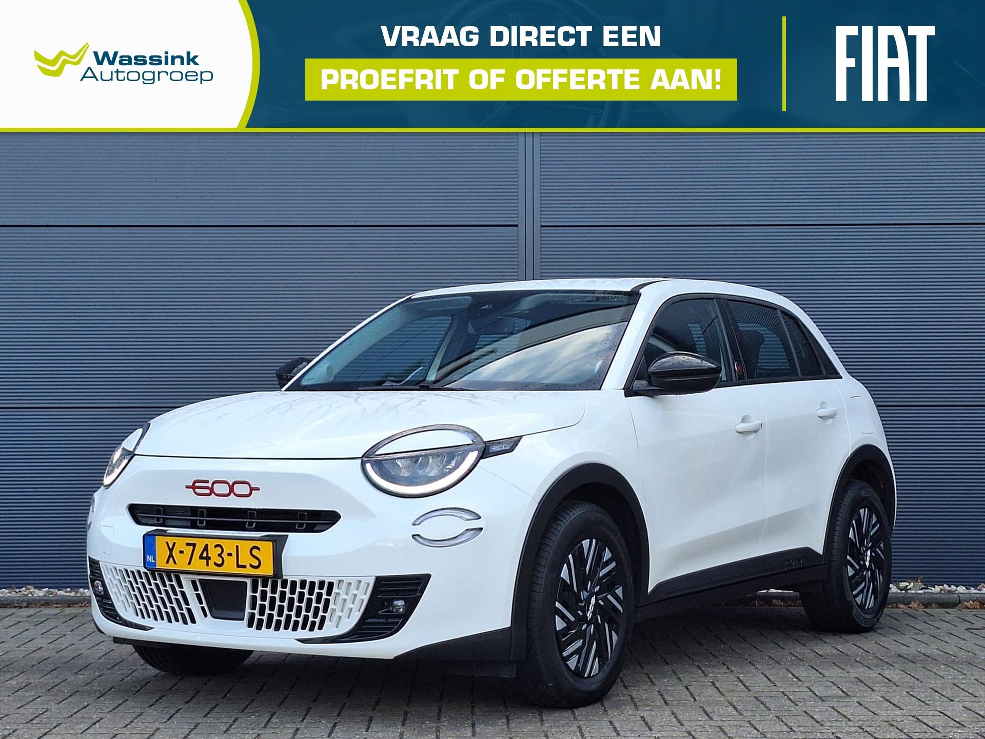 Fiat 600e e 54kWh 156pk Red | Automaat | SOH 96,1% |Climate