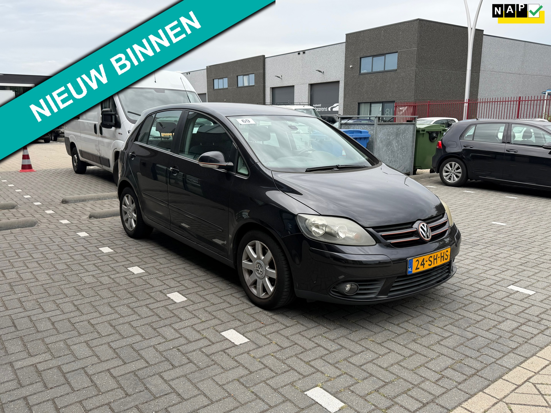 Volkswagen Golf Plus 1.6 FSI Sportline Airco|Cruise|Carplay