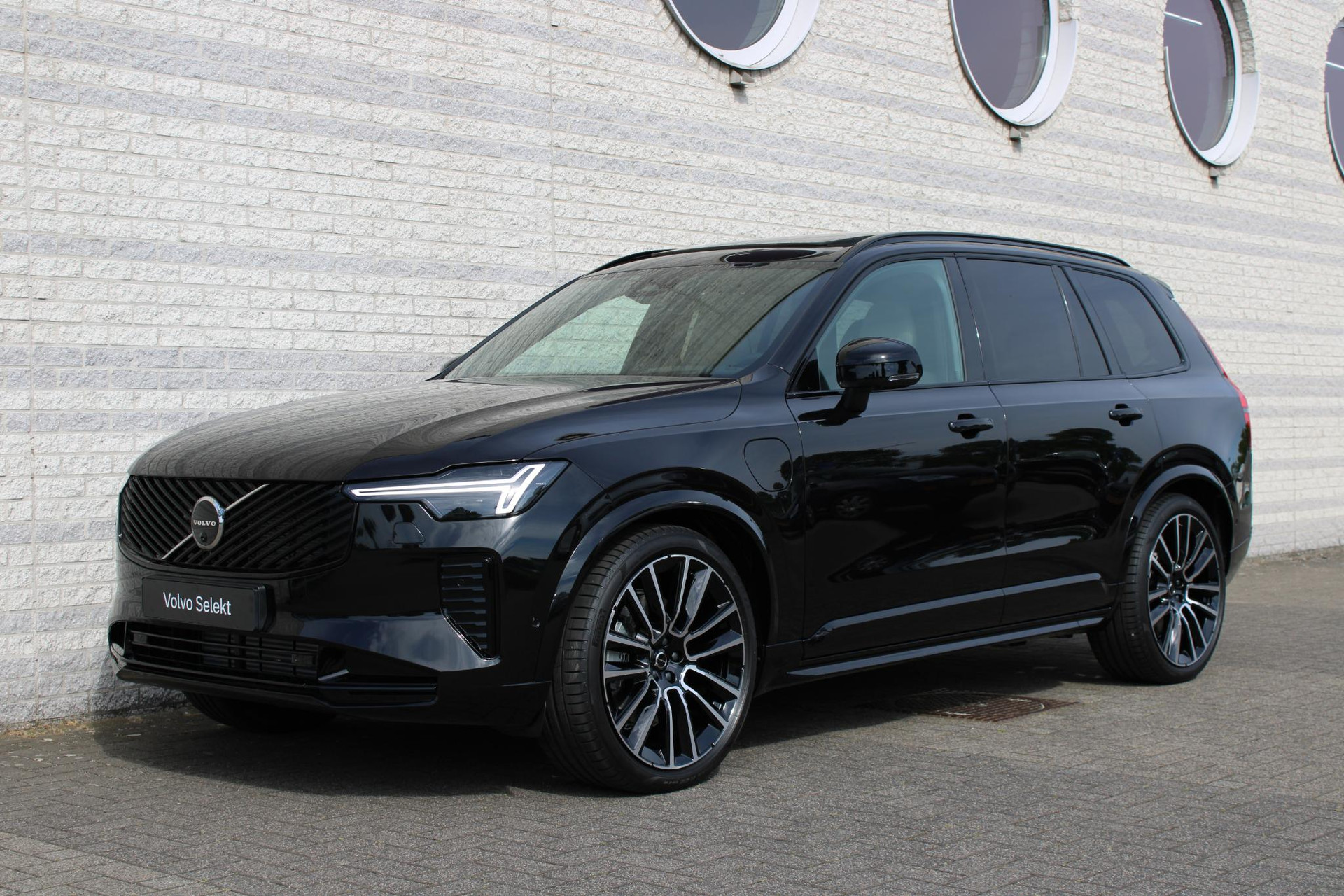 Volvo XC90 T8 Plug-in hybrid AWD Ultra Dark