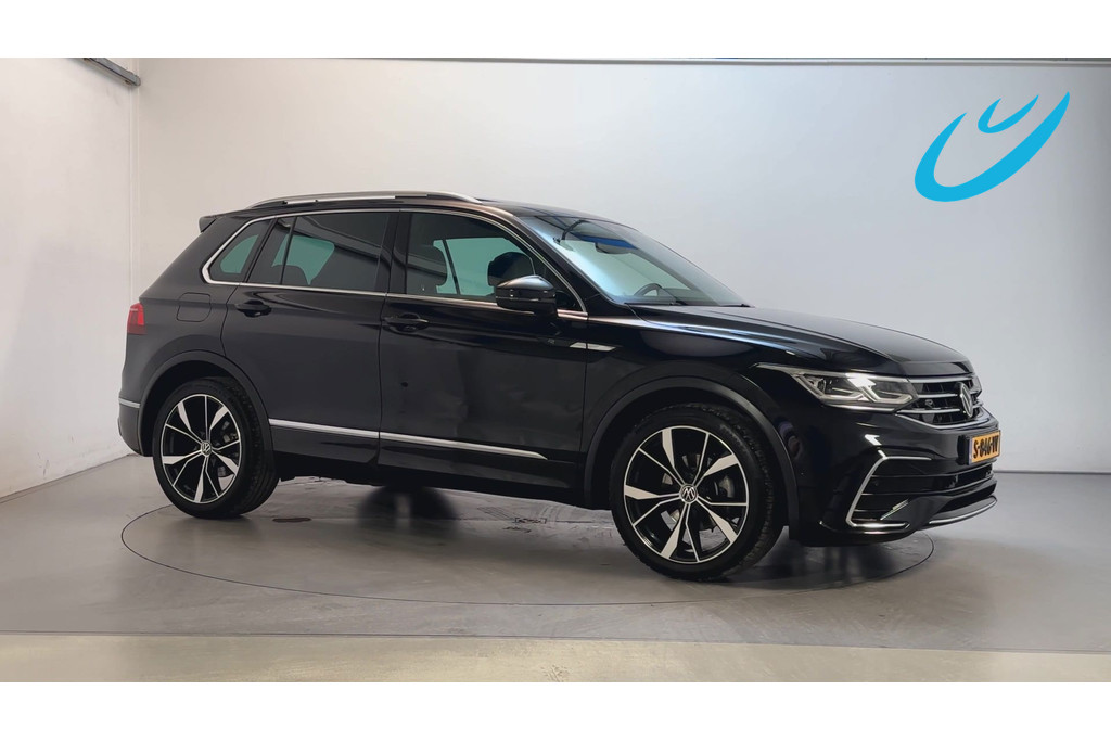 Volkswagen Tiguan 1.5 TSI 150pk DSG R-Line Business Panoramadak Camera Virtual Cockpit Stoelverwarming