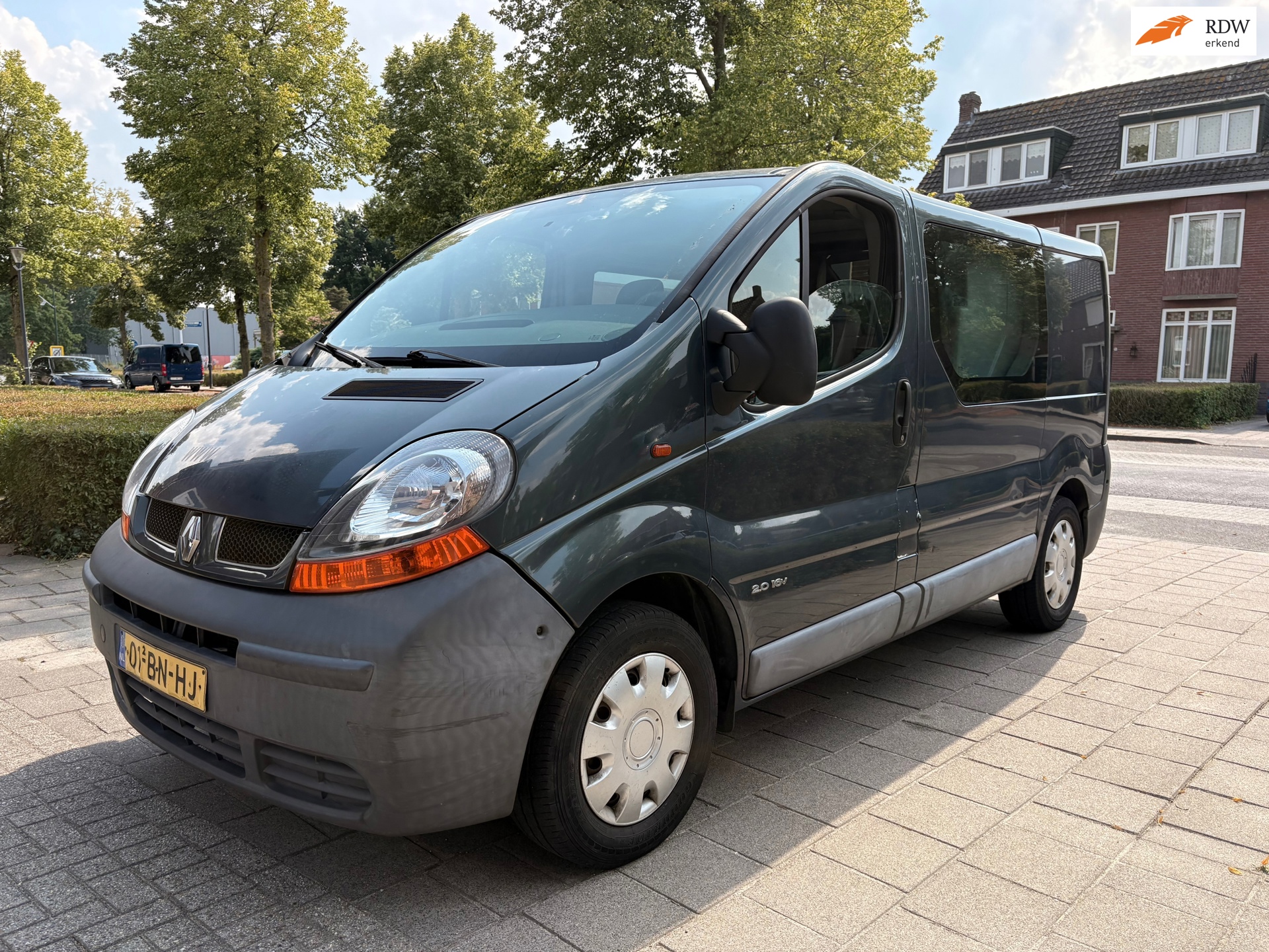 Renault Trafic 2.0-16V L1H1 DC - benzine / gas - airco - dubbel cabine