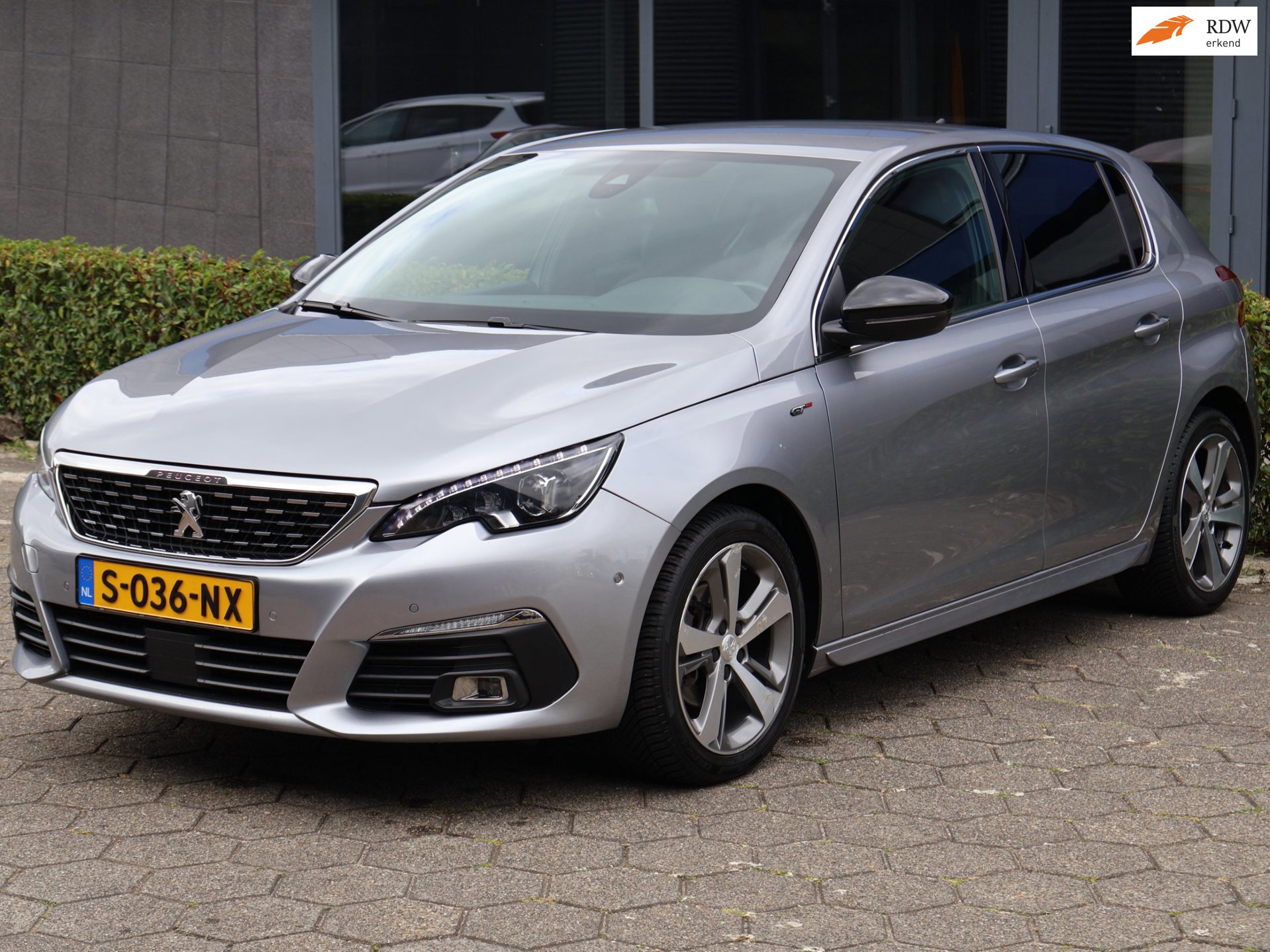 Peugeot 308 1.2 PureTech GT-Line Avantage|Virtual|Autopark|Dealer Onderhouden