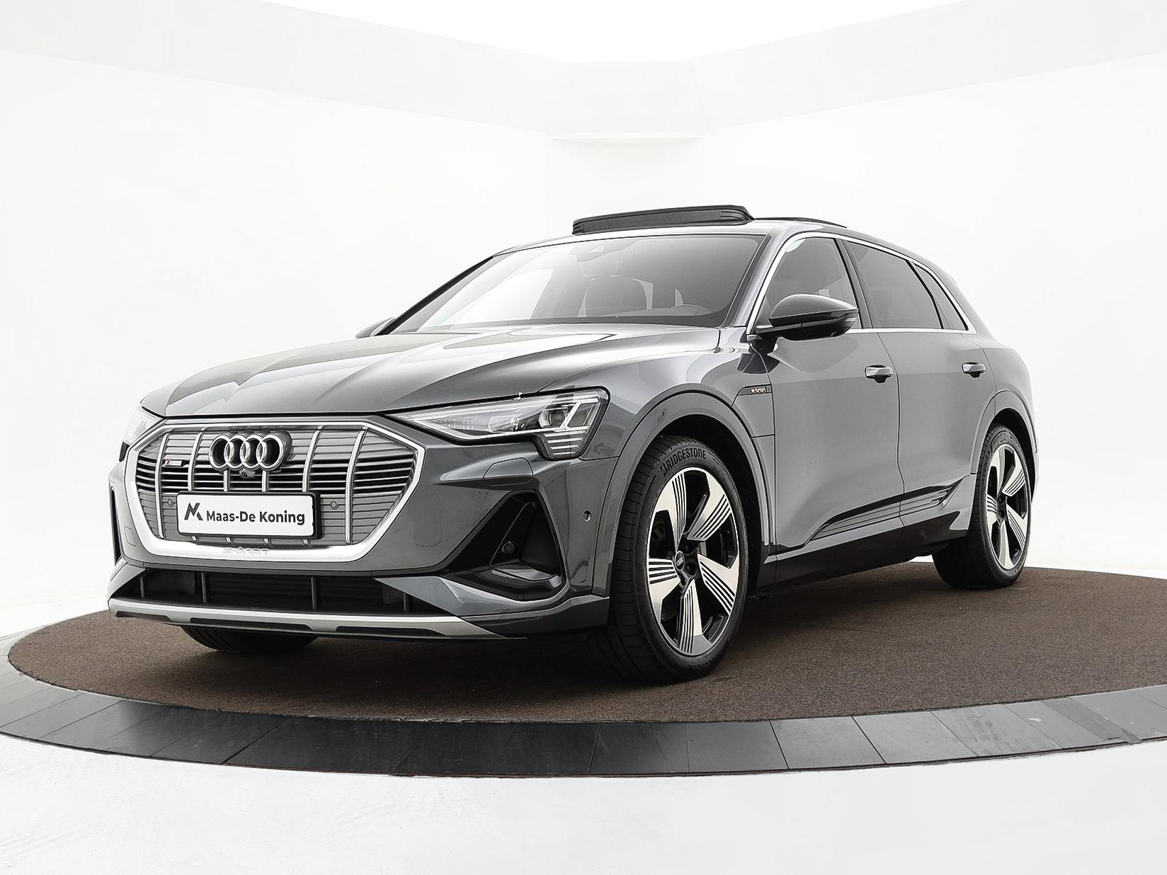Audi e-tron 55 408pk Quattro S edition 95 kWh