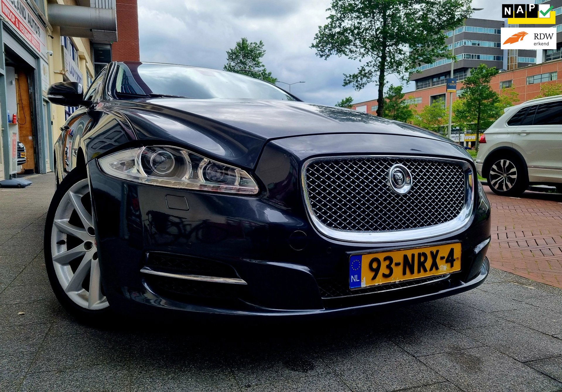 Jaguar XJ 3.0 V6D Portfolio Pano Leer Navi Camera