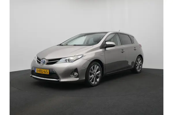 1.8 Hybrid Executive