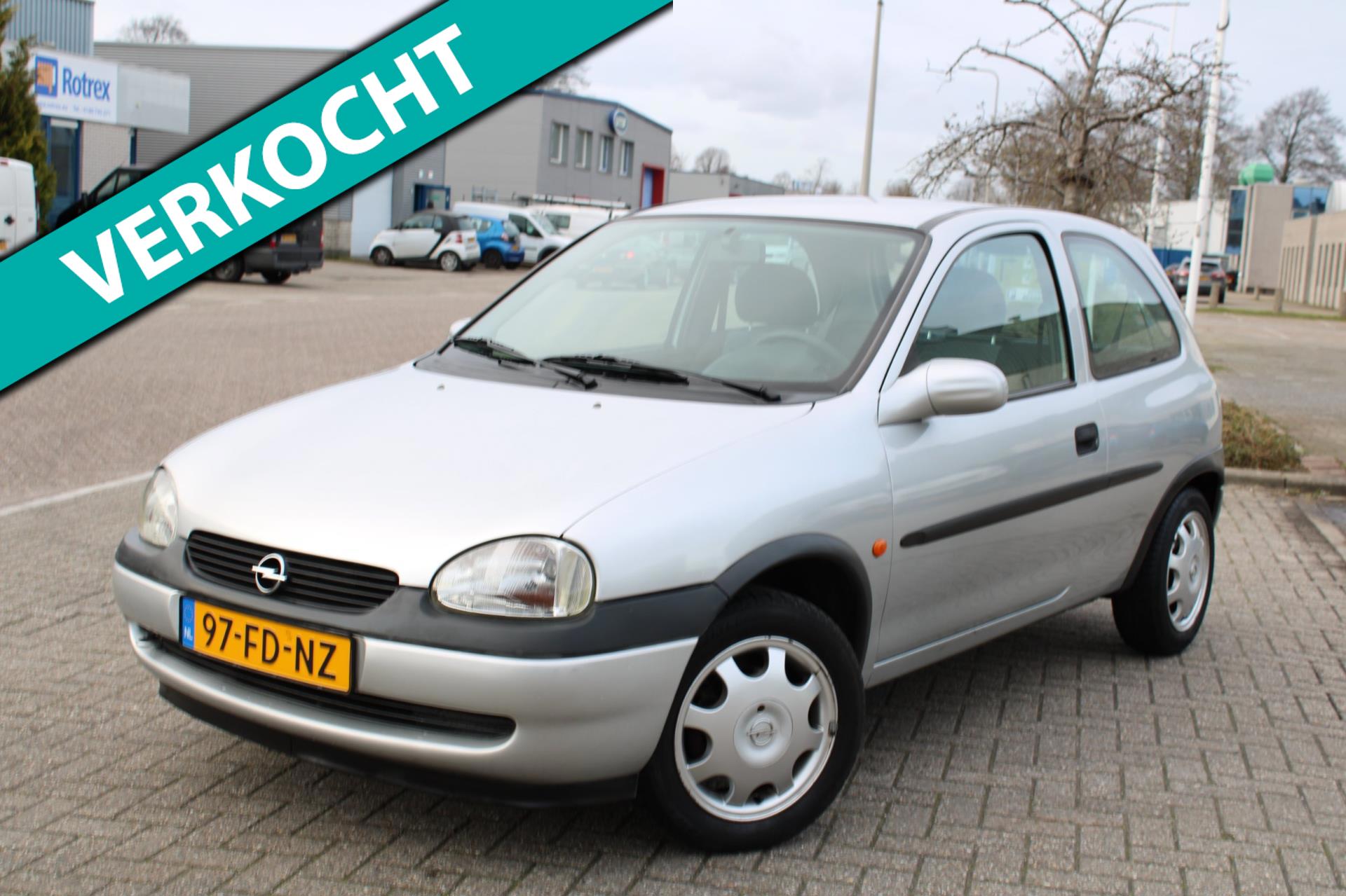 Opel Corsa 1.2i-16V Onyx l ELEK PAK l STUURBEKR l 94.595 KM