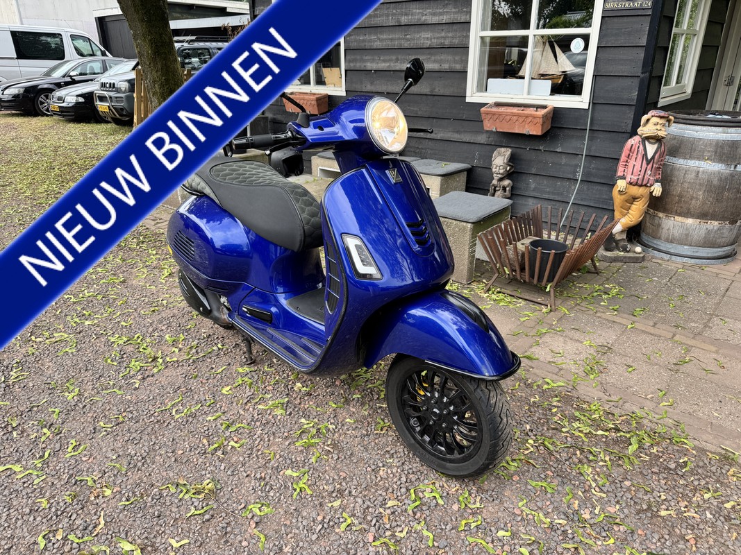 Vespa GTS 300 i.e. Touring ABS