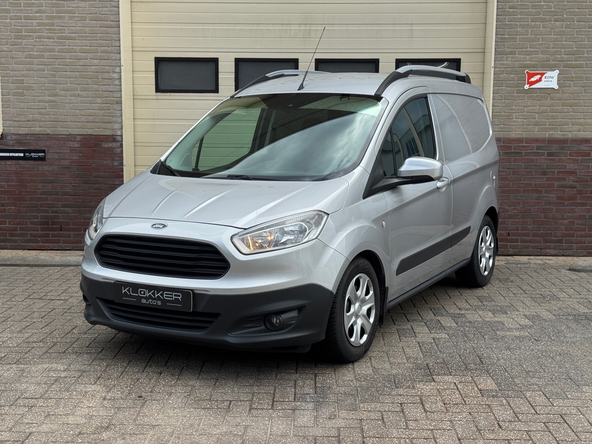 Ford Transit Courier 1.5 TDCI 1E EIG|Cruise|PDC|Trekhaak|Euro 6