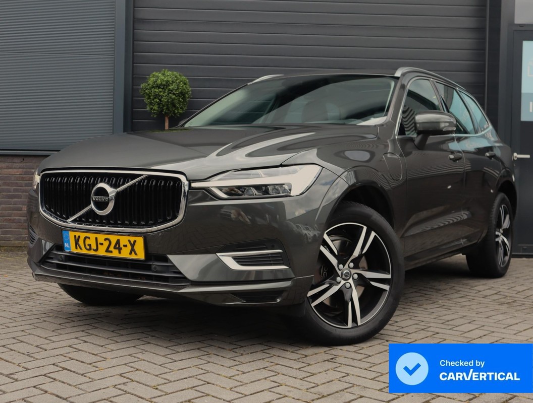 Volvo XC60 2.0 Recharge T8 AWD Inscription | Pano | Leer | ACC