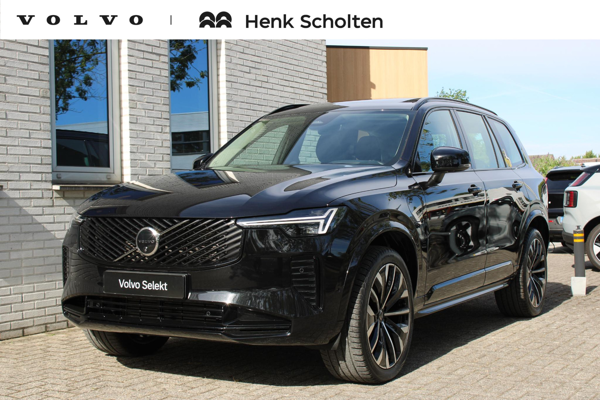Volvo XC90 T8 Plug-in hybrid AWD Ultra Dark