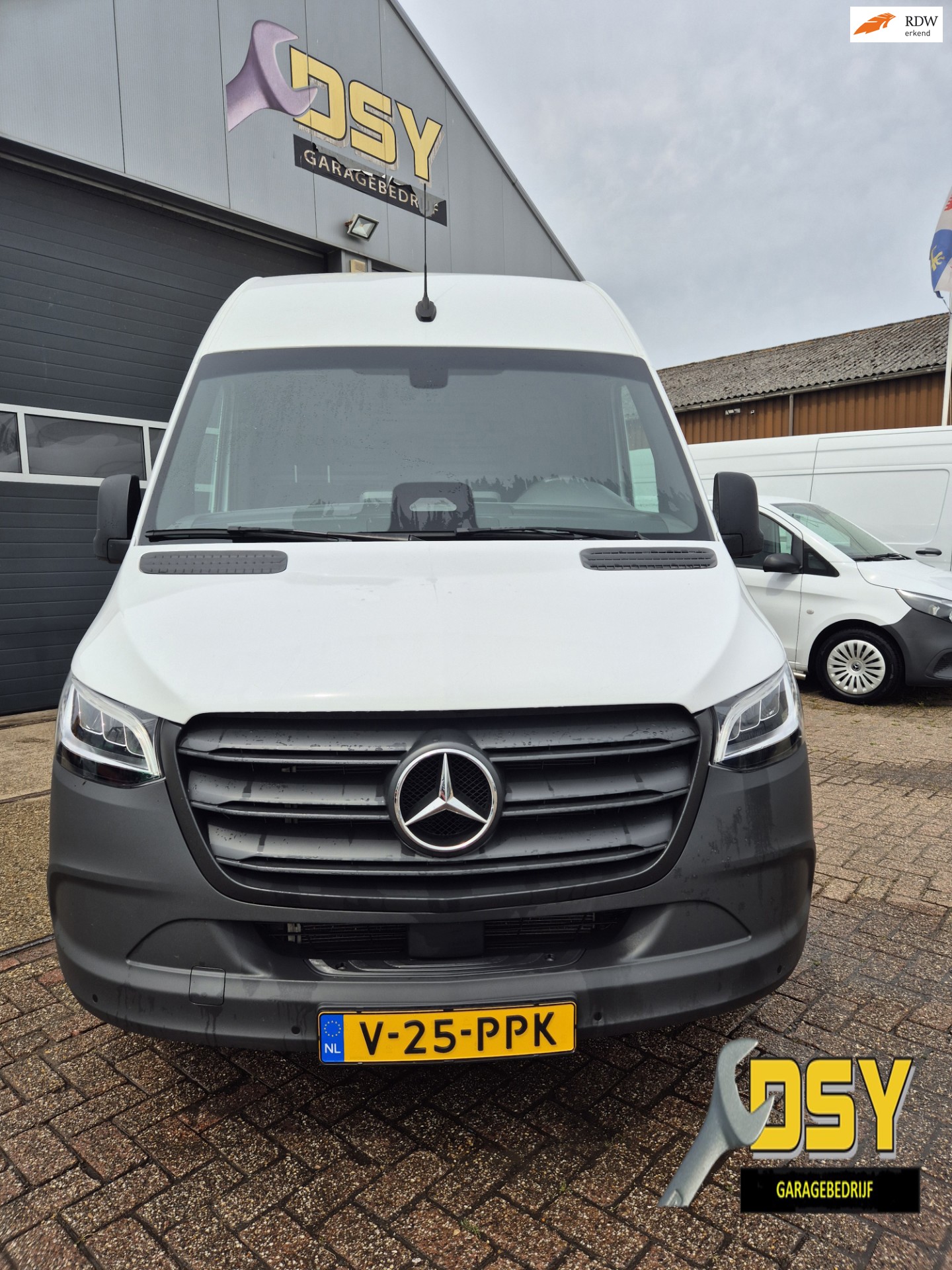Mercedes-Benz SPRINTER 317 1.9 CDI L3 Base