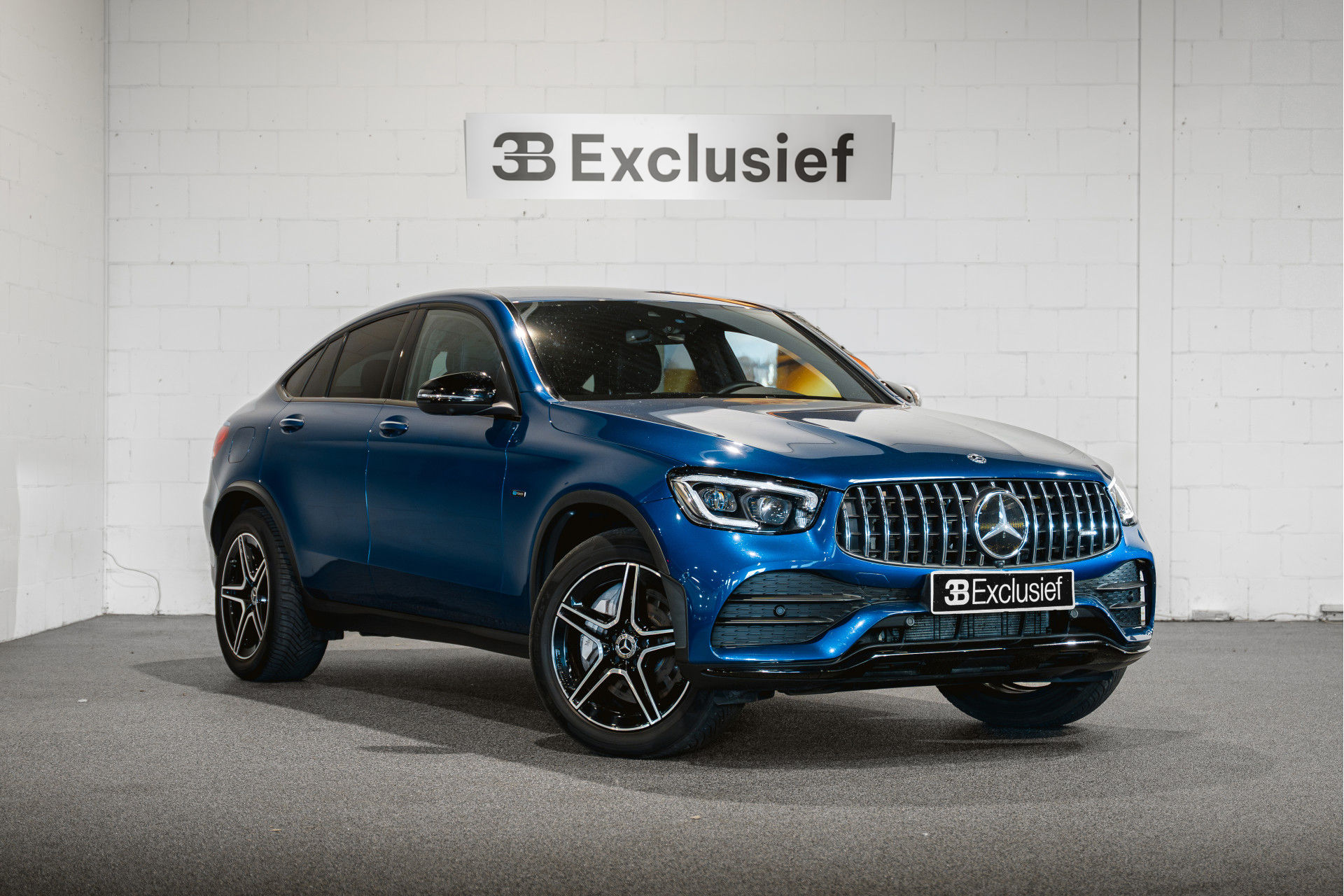 Mercedes-Benz GLC-klasse Coupé Coupé 300e 4MATIC Premium Plus | schuifdak | Burmester sounds. |