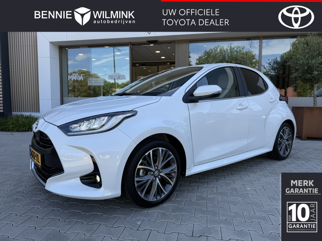 Toyota Yaris 1.5i Executive | Trekhaak | 7800 km |