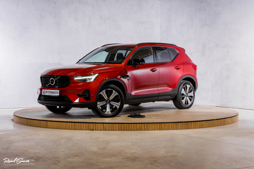 Volvo XC40 1.5 T4 Plug-in hybrid Plus Dark