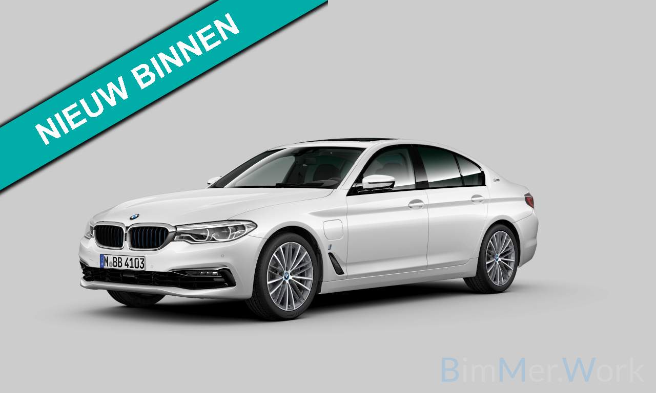 BMW 5-serie 530e Sport Line | Bowers & Wilkins | massage | head-up | softclose | schuifkanteldak | stoelkoeling | adap. cruise