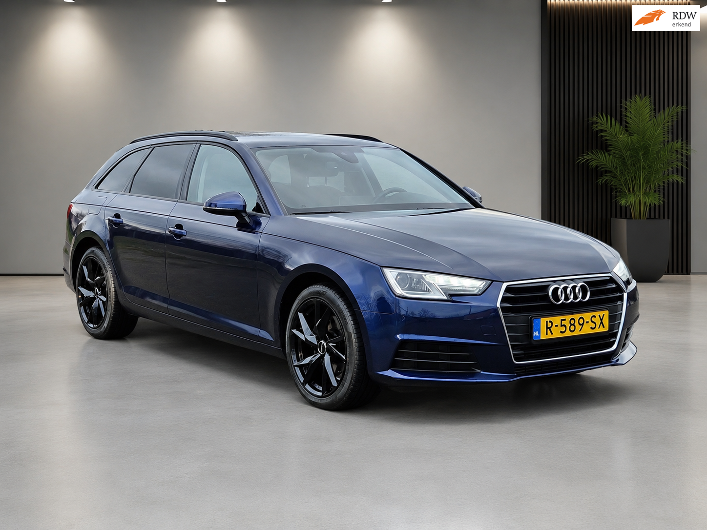 Audi A4 Avant 35 TFSI Design Pro Line Plus Navi/Aut/Trekhaak/virtual cockpit