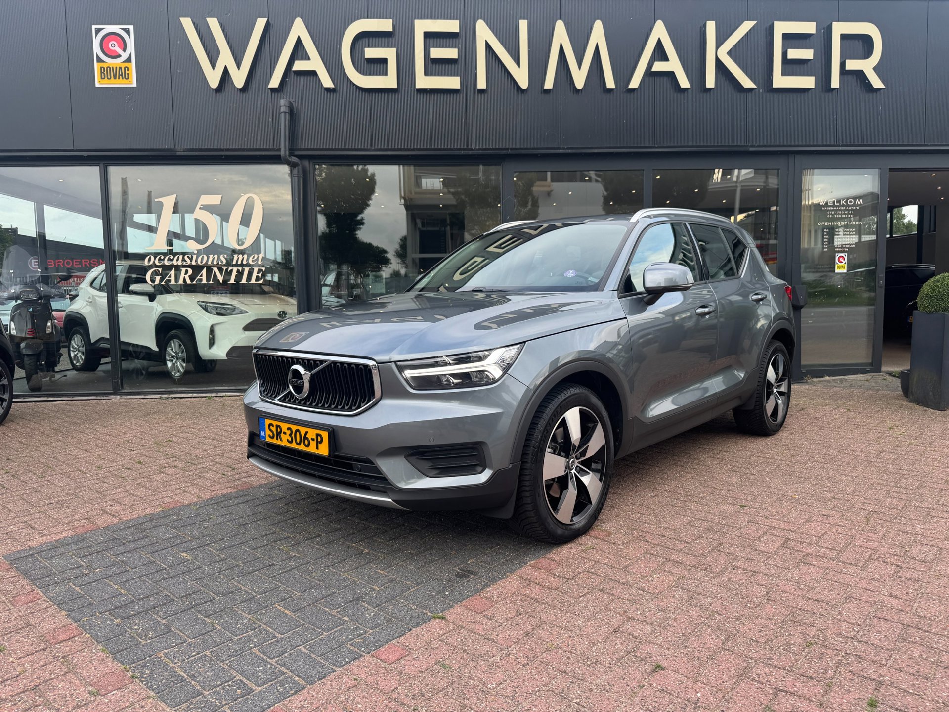 Volvo XC40 2.0 T4 Momentum AUT|NAV|Cam|PANORAMA|ACC|DealeroH