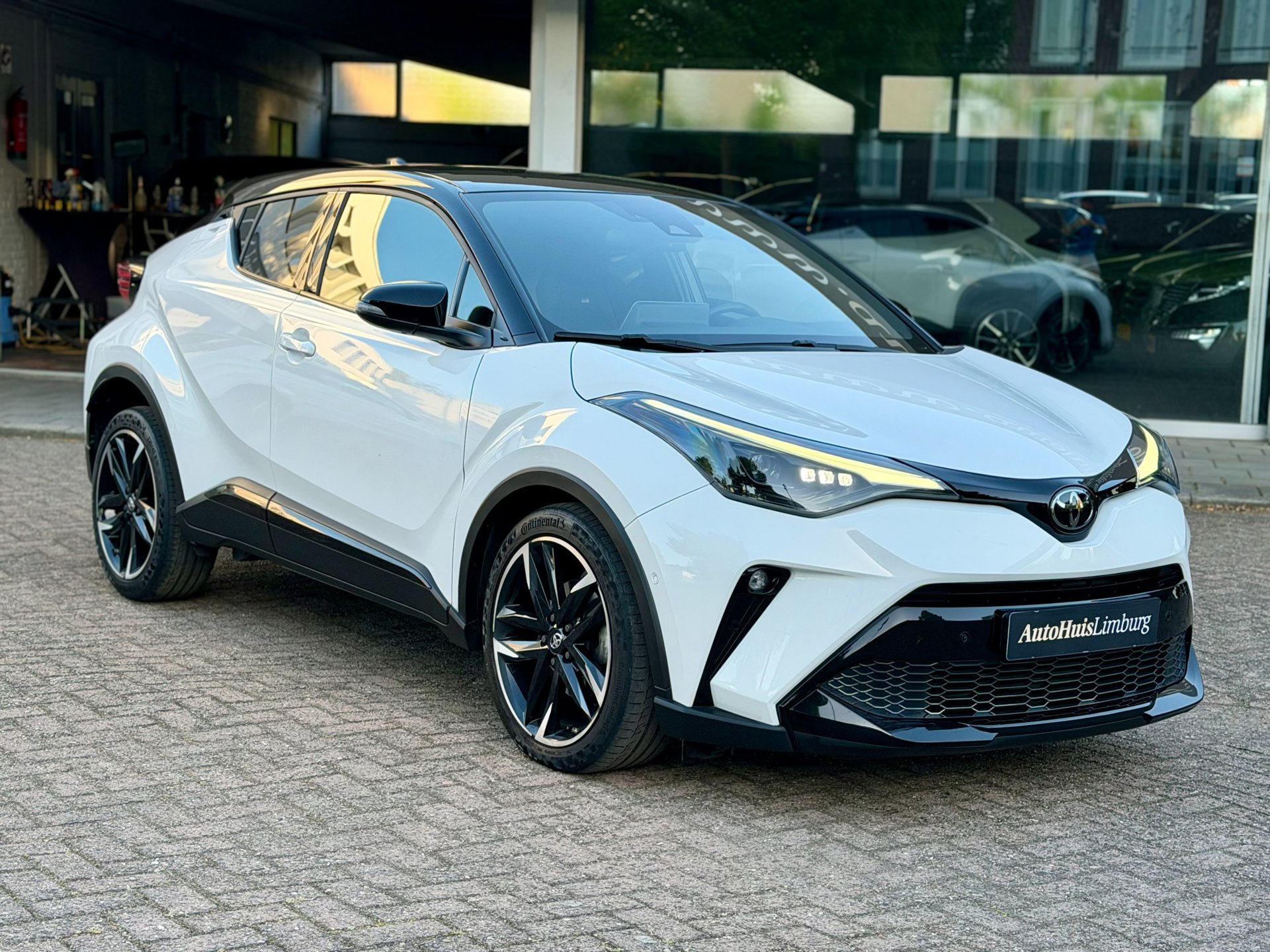 Toyota C-HR 2.0 Hybrid GR-Sport|Camera|Nav|CarPlay|1e Eigenaar|Parelmoer wit