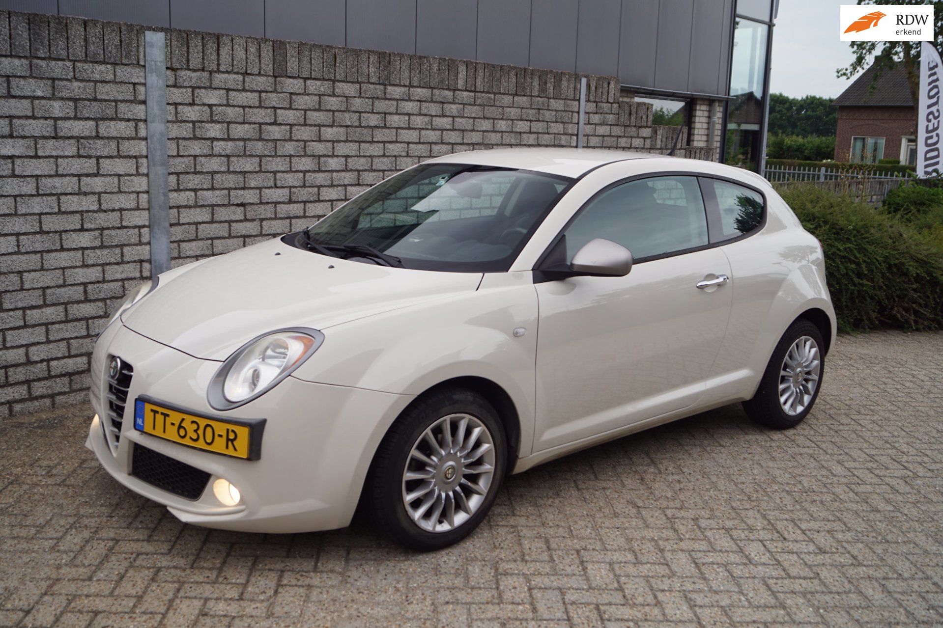 Alfa Romeo MiTo 1.4 Progression Airco Elektrische Ramen en Spiegels Sportstoelen LMV ENZ.