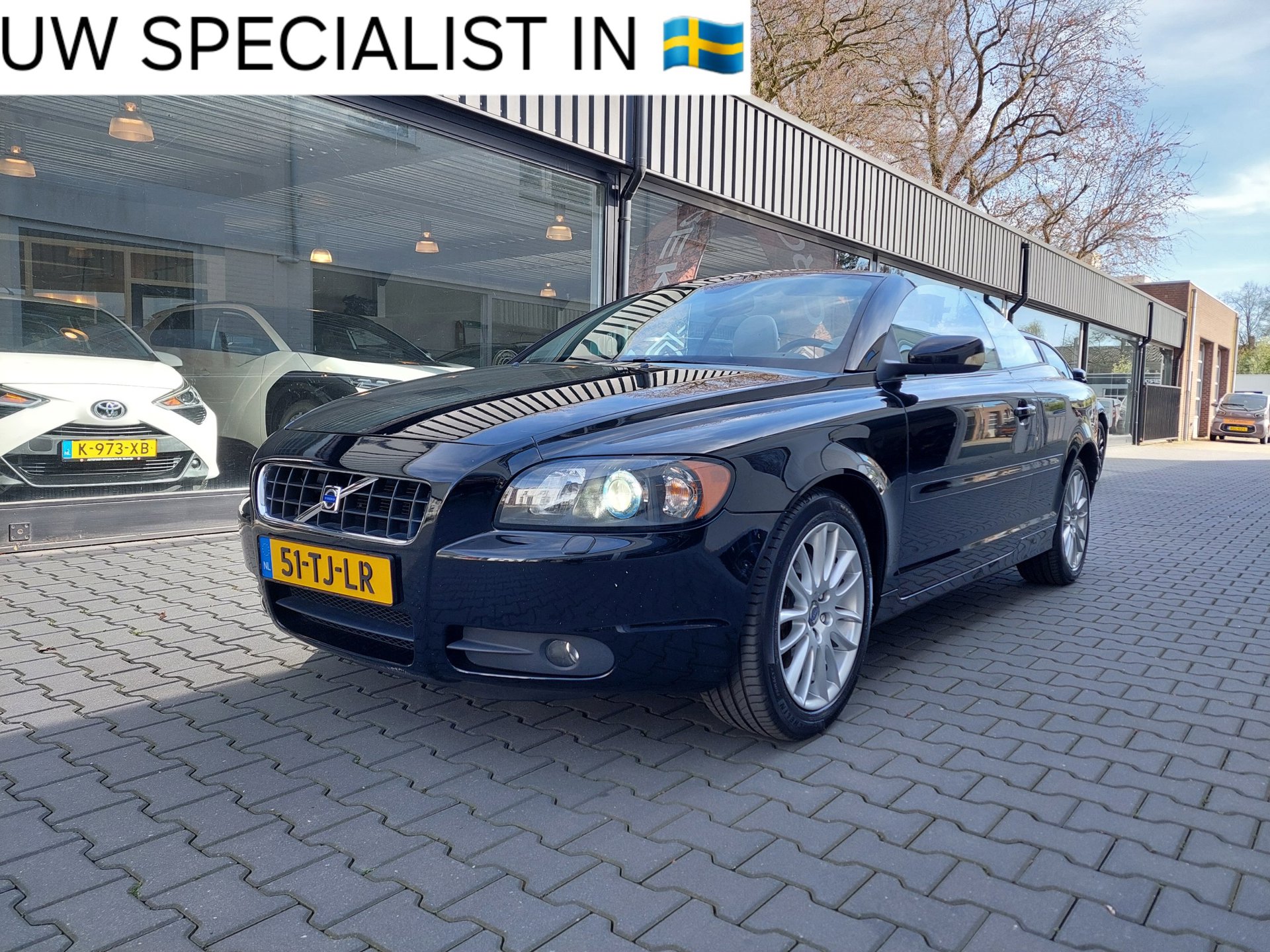 Volvo C70 Convertible 2.4 Summum Leer Navi Clima Cruise PDC Stoelverwarming Electrisch verstelbare voor stoelen Regensensor Xenon