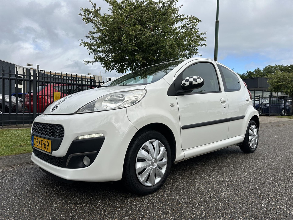 Peugeot 107 1.0 68PK 5D Blue Lease AIRCO APK tot 11-mei-2027