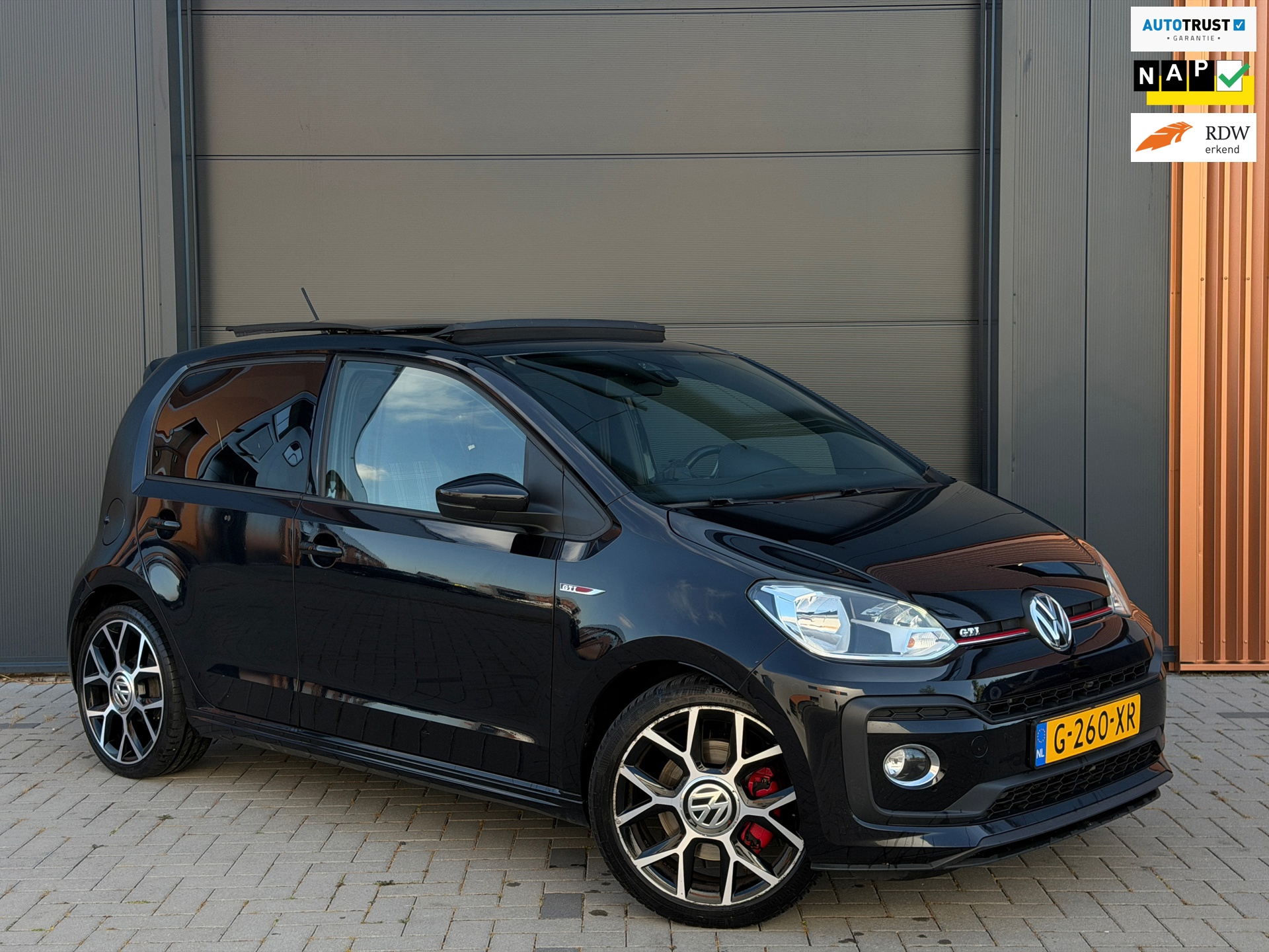 Volkswagen Up! 1.0 TSI GTI|1e Eigenaar!|Pano|Beats|Stoelverwarming|Achteruitrijcamera|Cruise Control|Climate Control