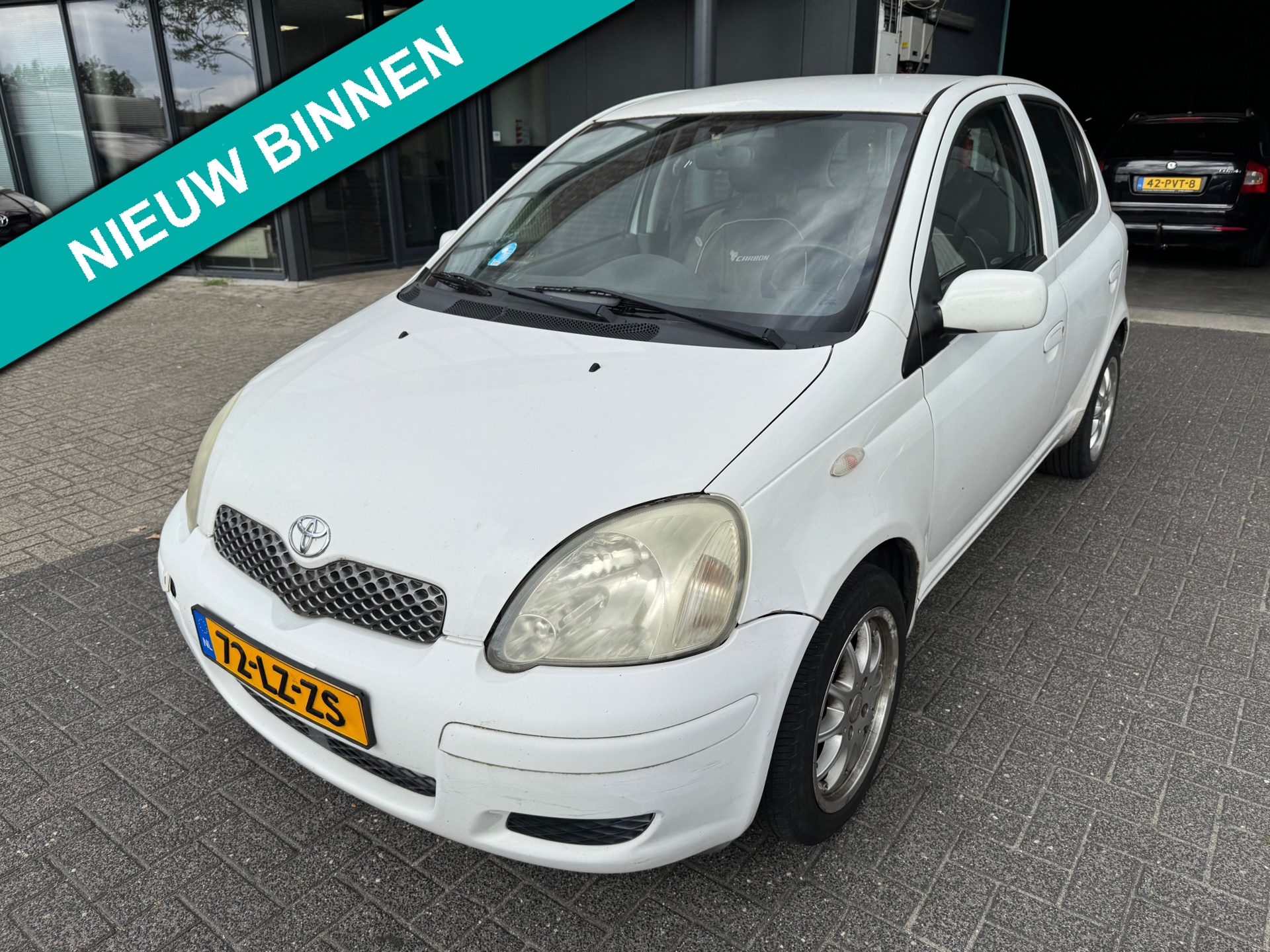 Toyota Yaris 1.3 VVT-i Sol 5 DEURS AIRCO LMV
