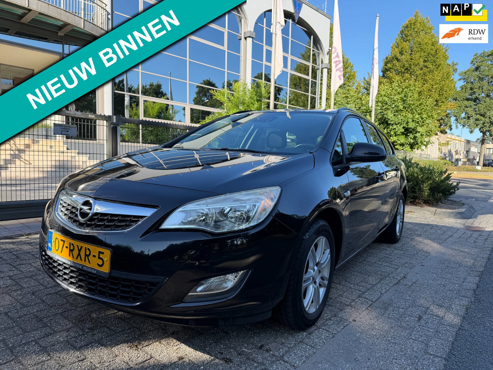 Opel Astra Sports Tourer 1.4 Edition airco,navi,apk
