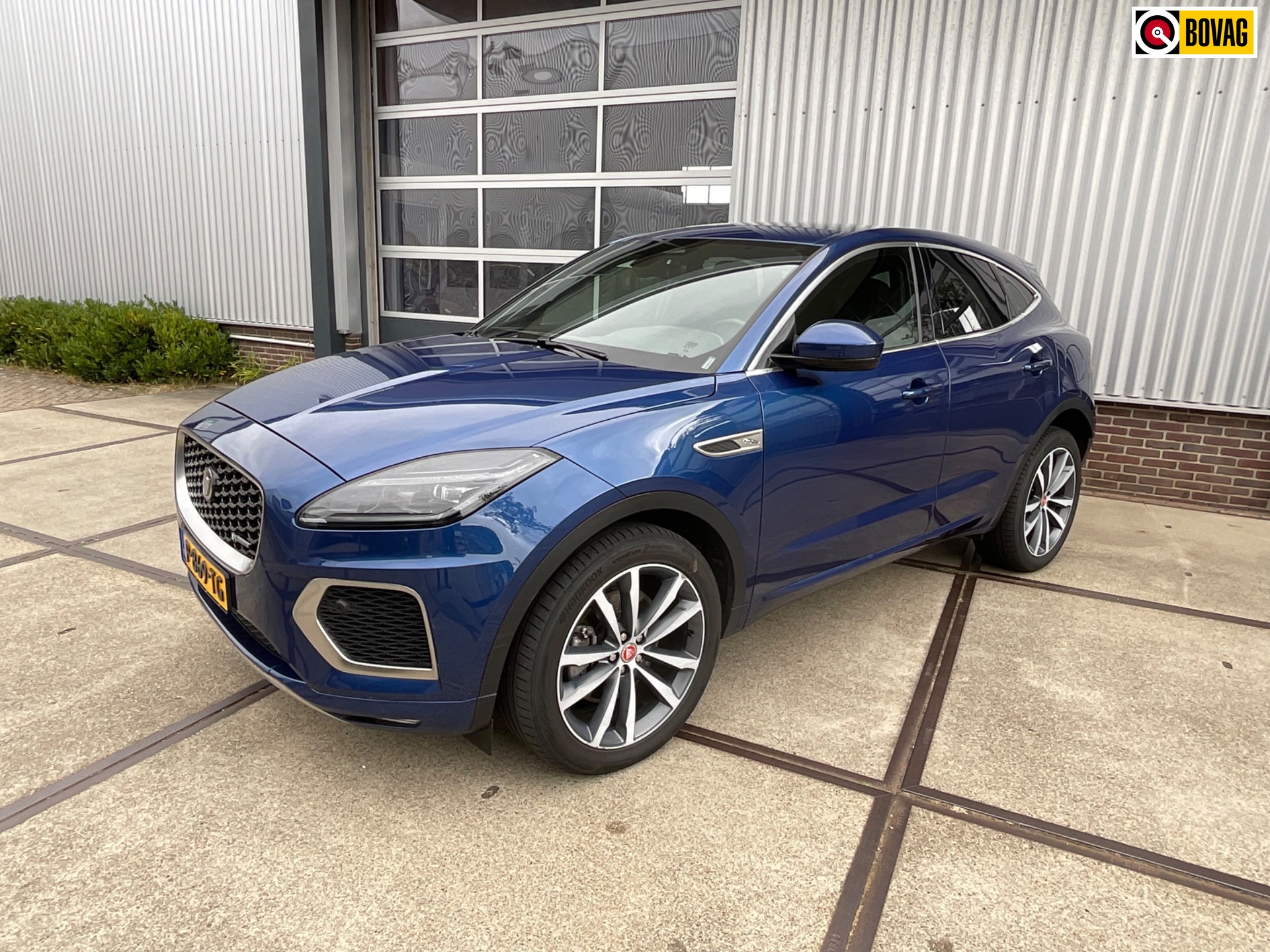 Jaguar E-PACE 1.5 P300e AWD R-Dynamic HSE