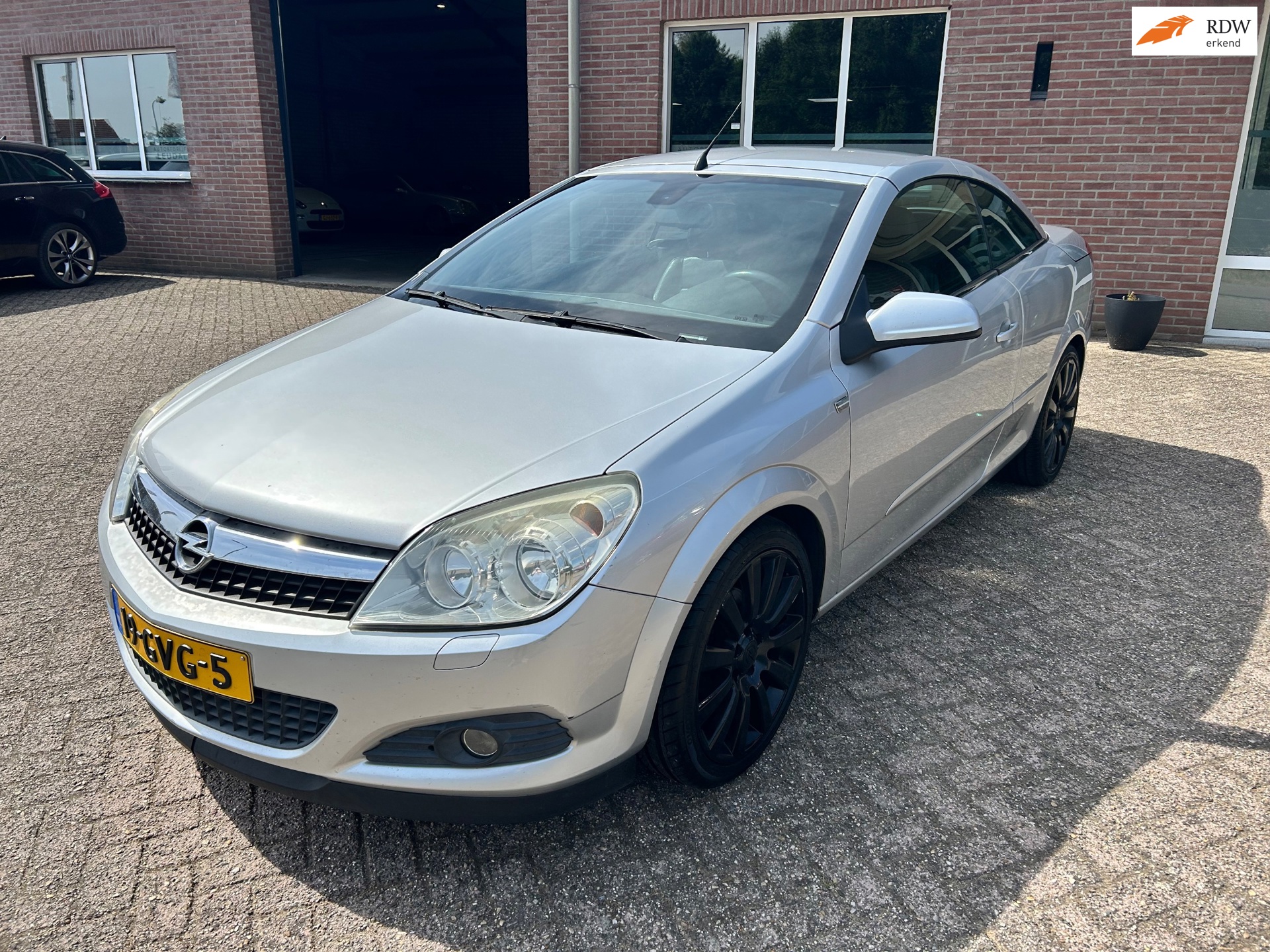 Opel Astra TwinTop 1.8 Temptation // APK 3-2-2027