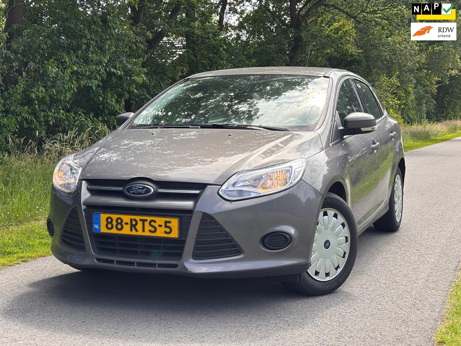 Ford Focus 1.6 TI-VCT Trend | " 163.000 " KM + Cruise + Nwe APK Nu € 3.950,- !!!
