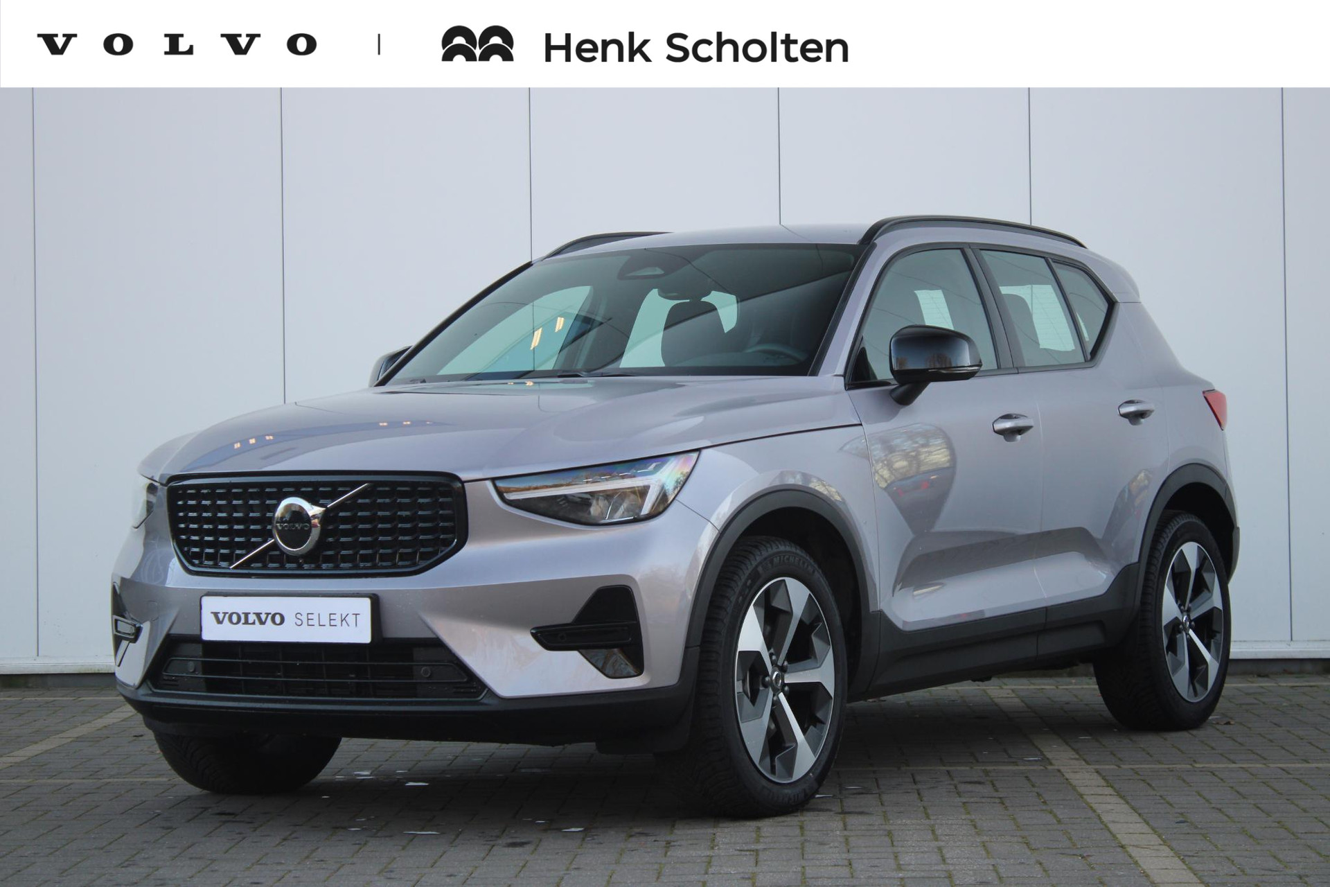 Volvo XC40 B4 197PK AUT7 Plus Dark