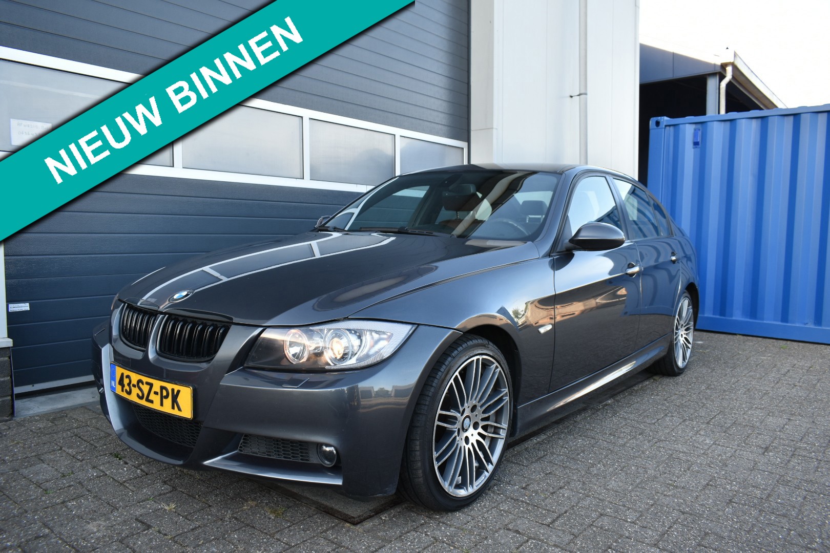 BMW 3-serie 320i Graphite