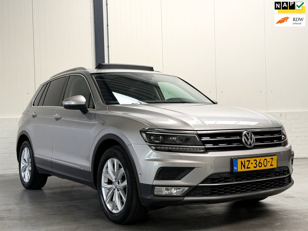 Volkswagen Tiguan 1.4 TSI ACT Highline Virtual|Pano|Trekhaak|Camera|Keyless
