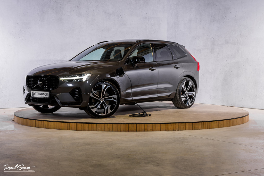 Volvo XC60 2.0 T8 Plug-in hybrid AWD R-Design
