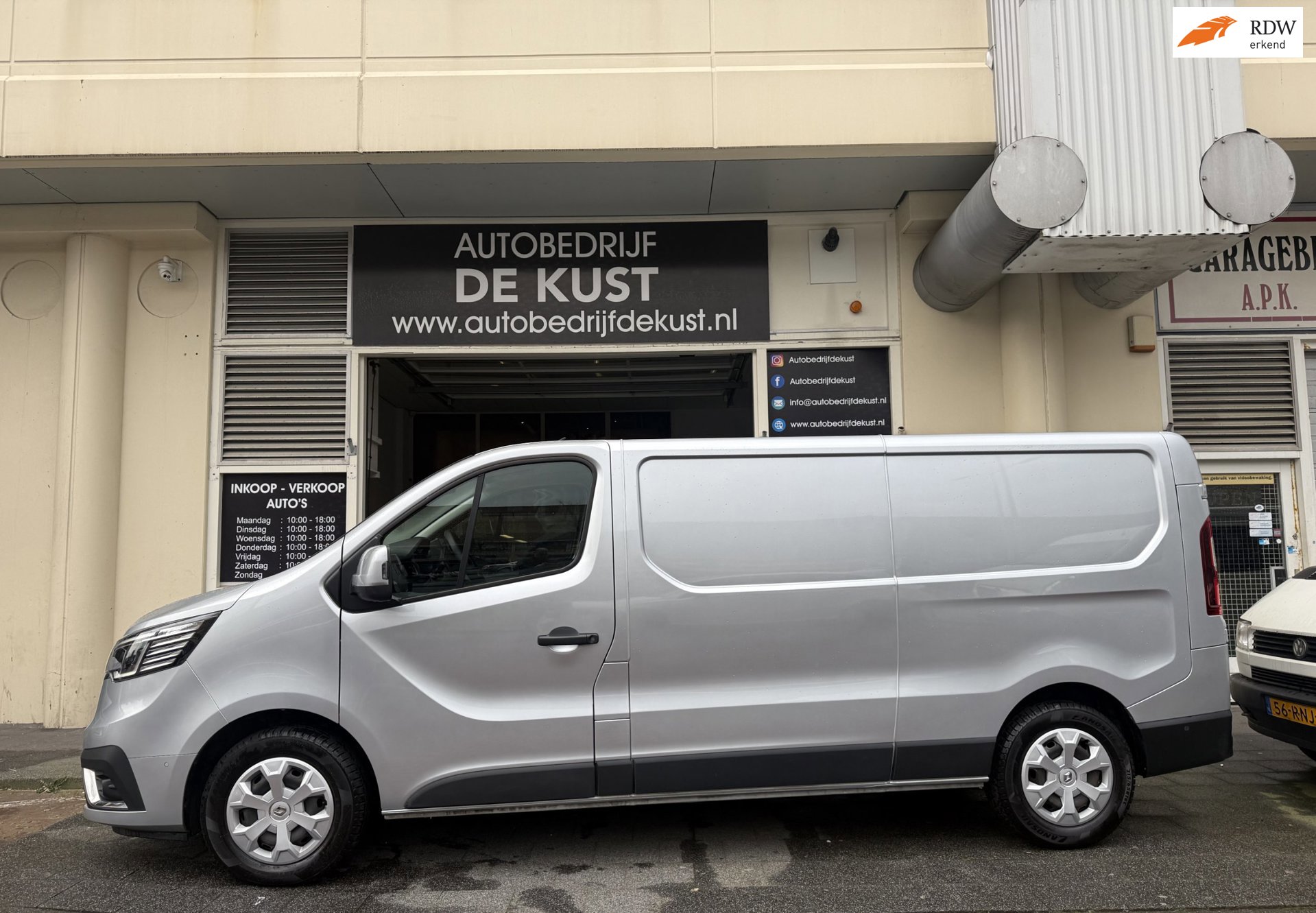 Renault Trafic 2.0 AUT 2023 Blue dC1 150 EDC T30 L2H1 Extra