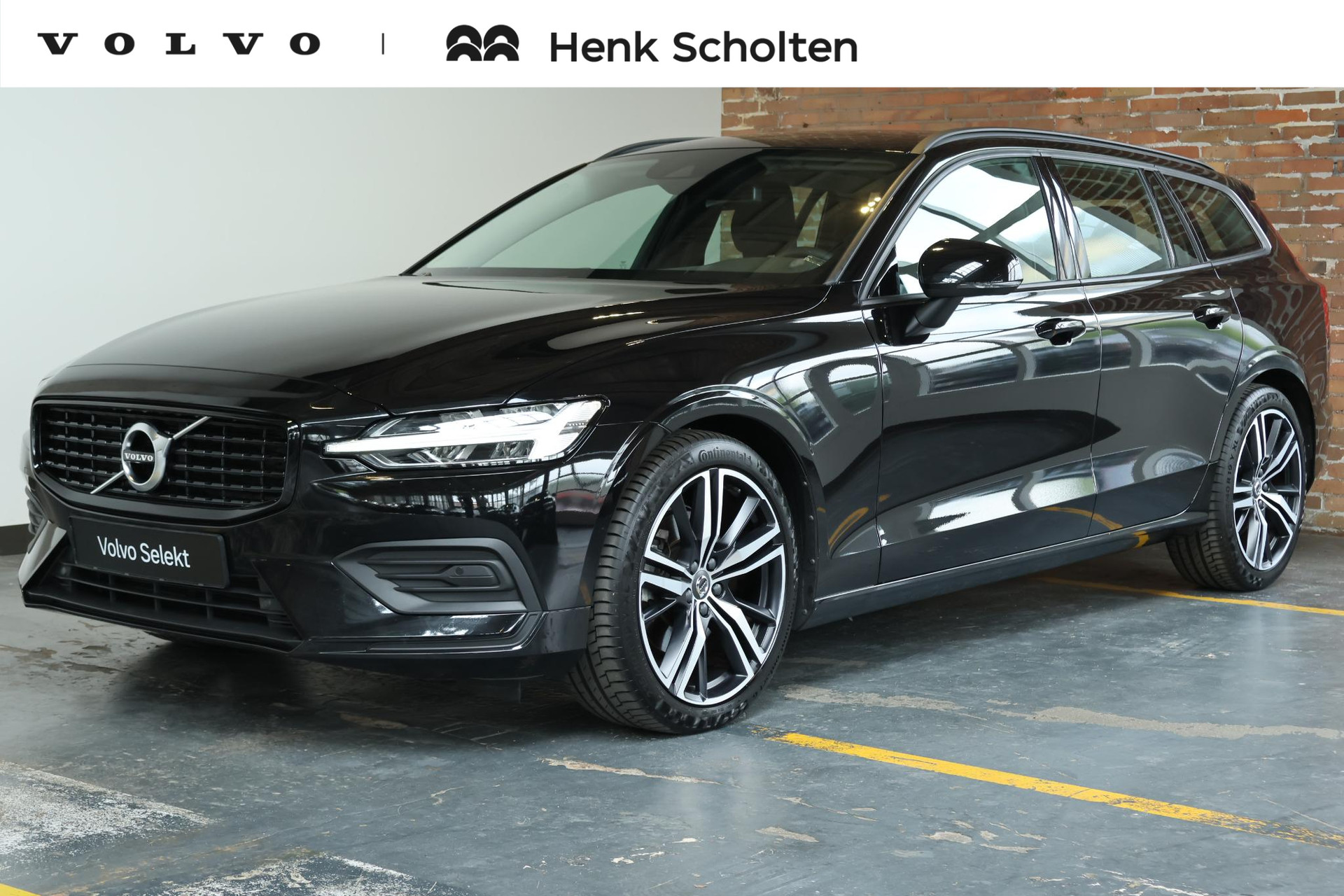Volvo V60 B3 Essential Edition