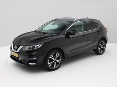 Nissan QASHQAI 1.2 N-Connecta Panorama / DAB radio / Carkit / 360° camera