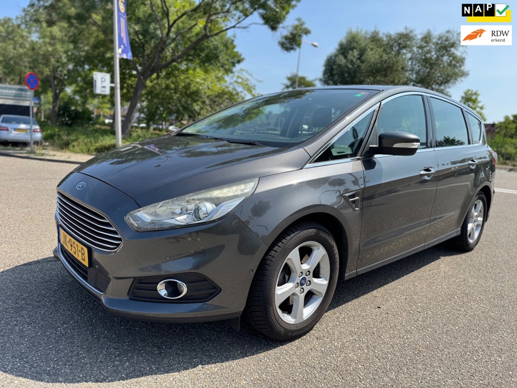 Ford S-Max 1.5 Titanium 7 zits / LET OP: KOPPAKKING PROBLEEM
