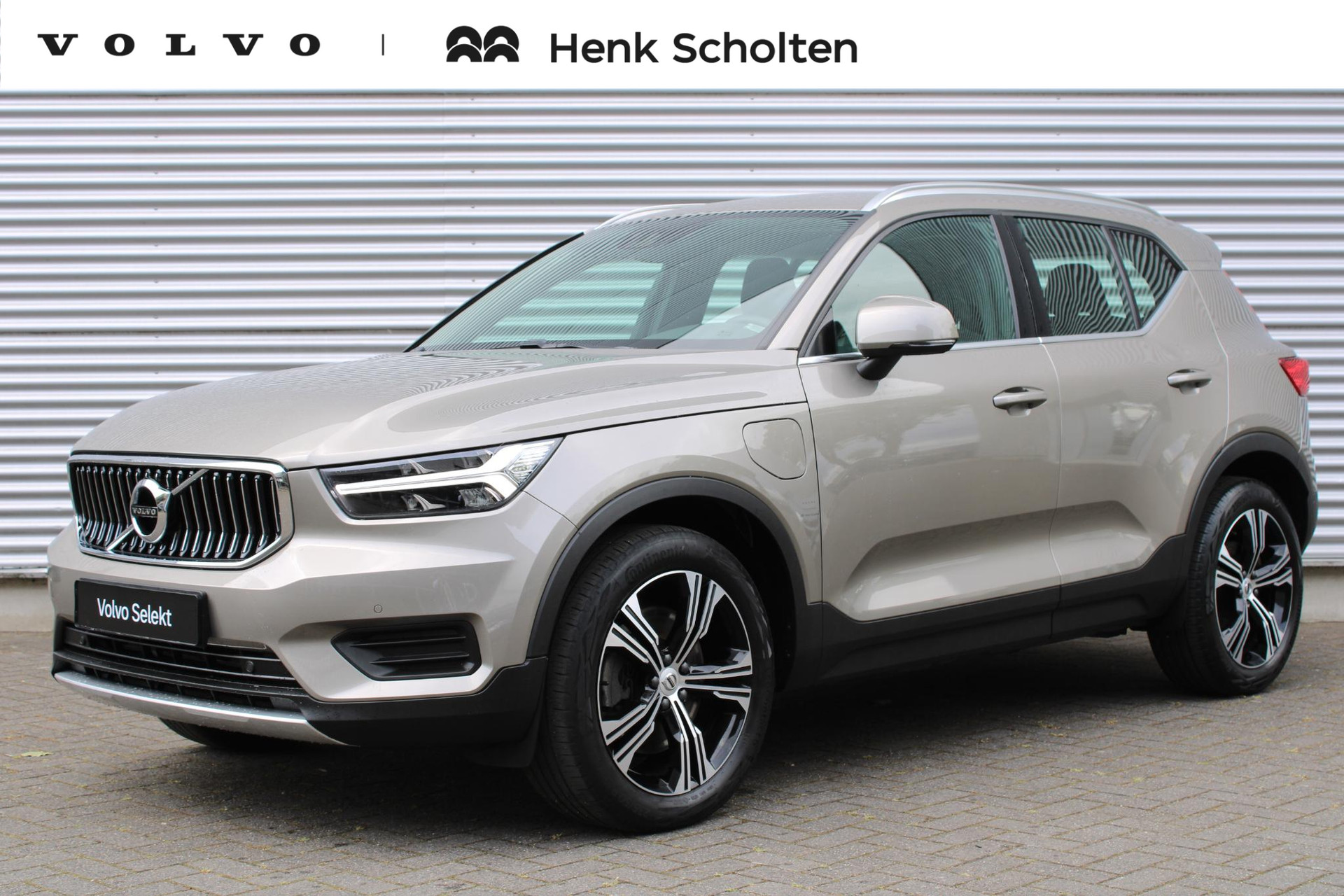 Volvo XC40 T4 Recharge Inscription Expression