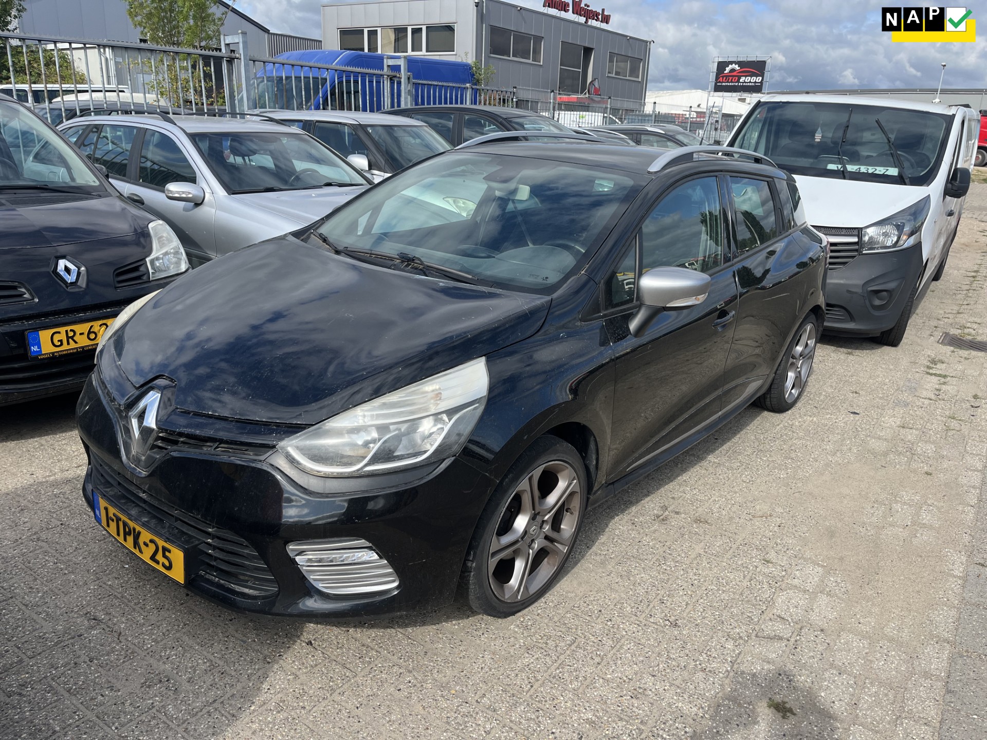 Renault Clio Estate 1.2 GT (Rijdt en schakelt, maar bakprobleem!)