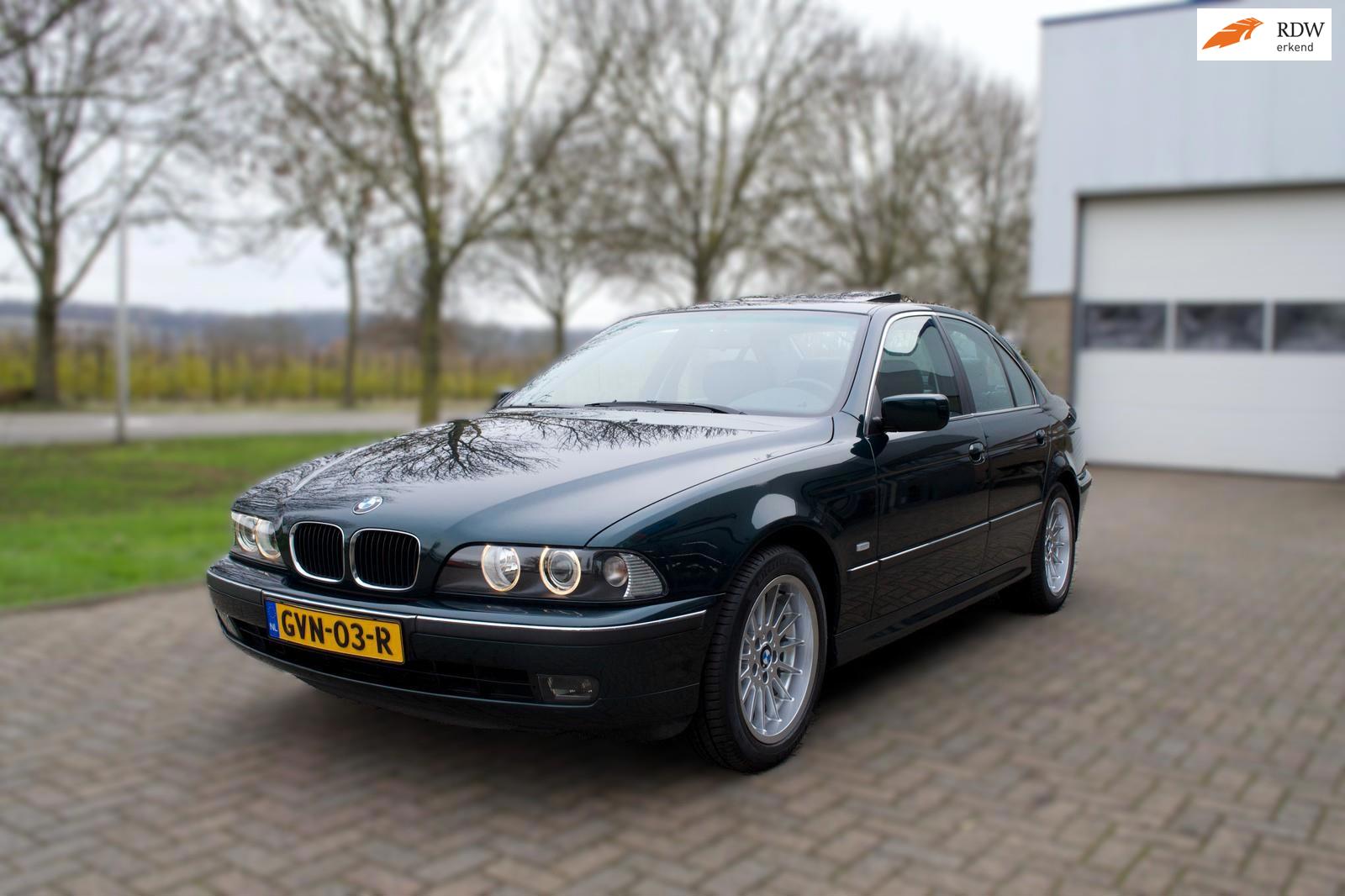 BMW 5-serie 528i uitzonderlijke staat, roestvrij