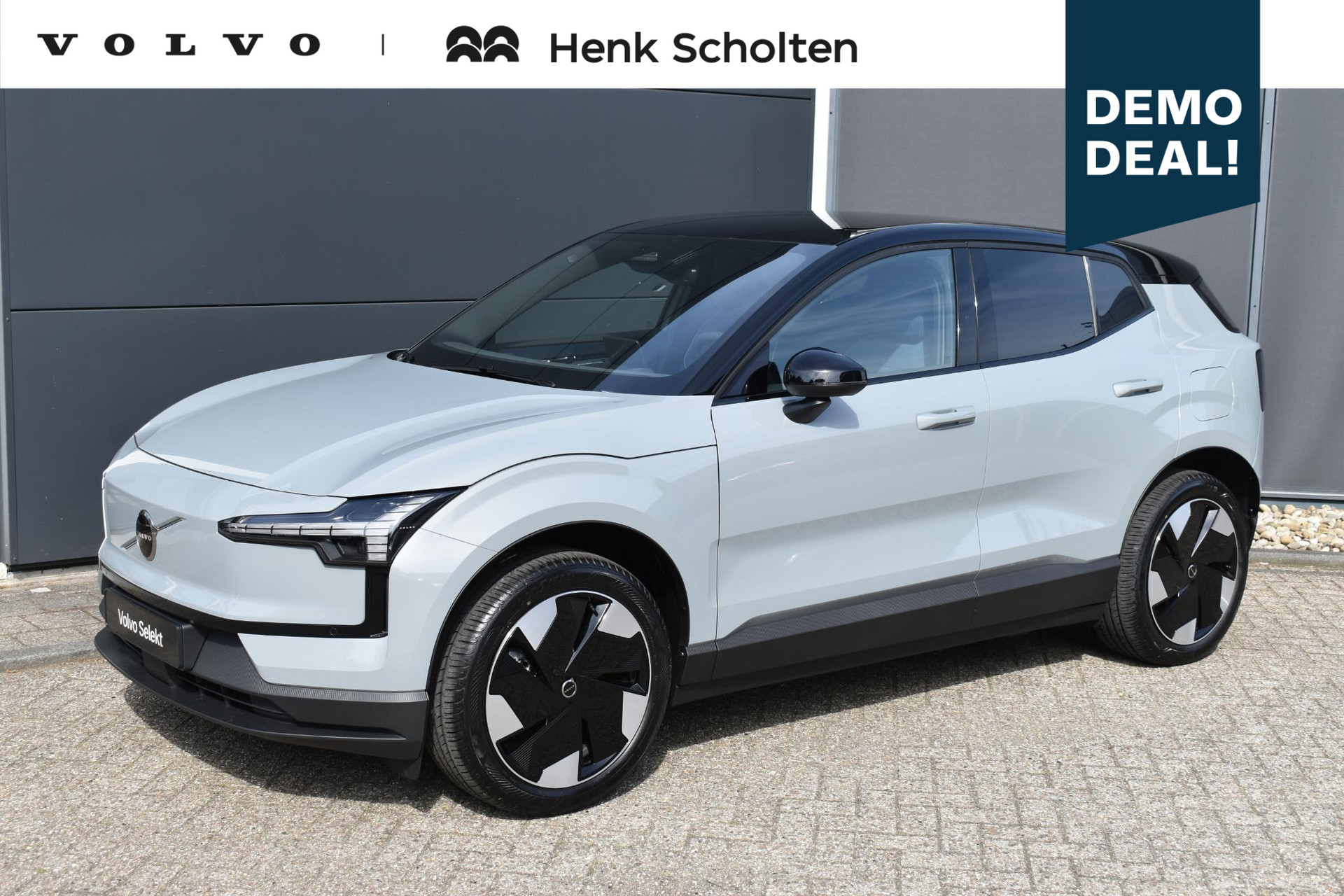 Volvo EX30 Single Motor Ext Range Plus Black Ed Europa 69 kWh