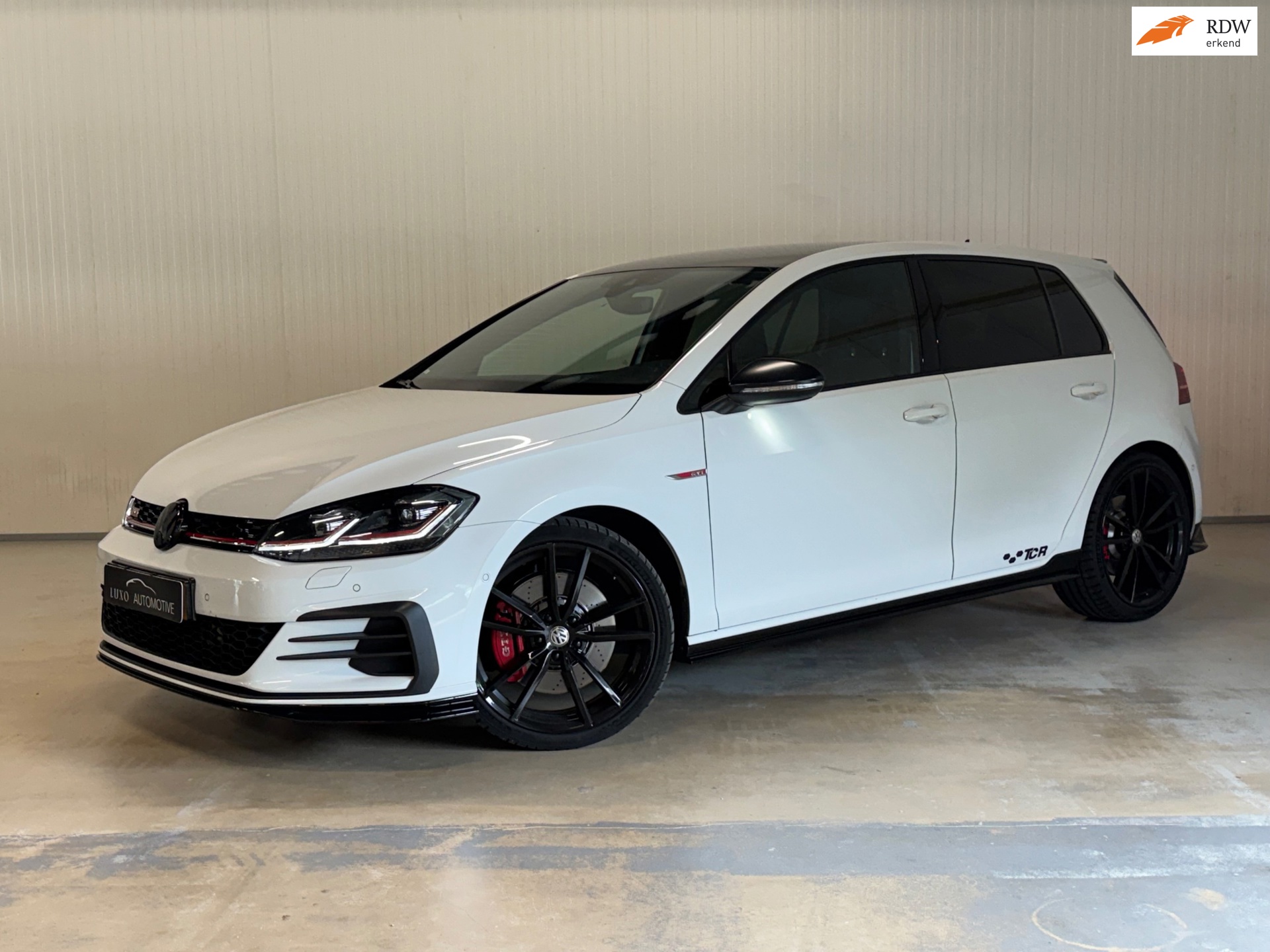 Volkswagen Golf 2.0 TSI GTI TCR | CAMERA | SHADOW LINE | 290 PK | DCC