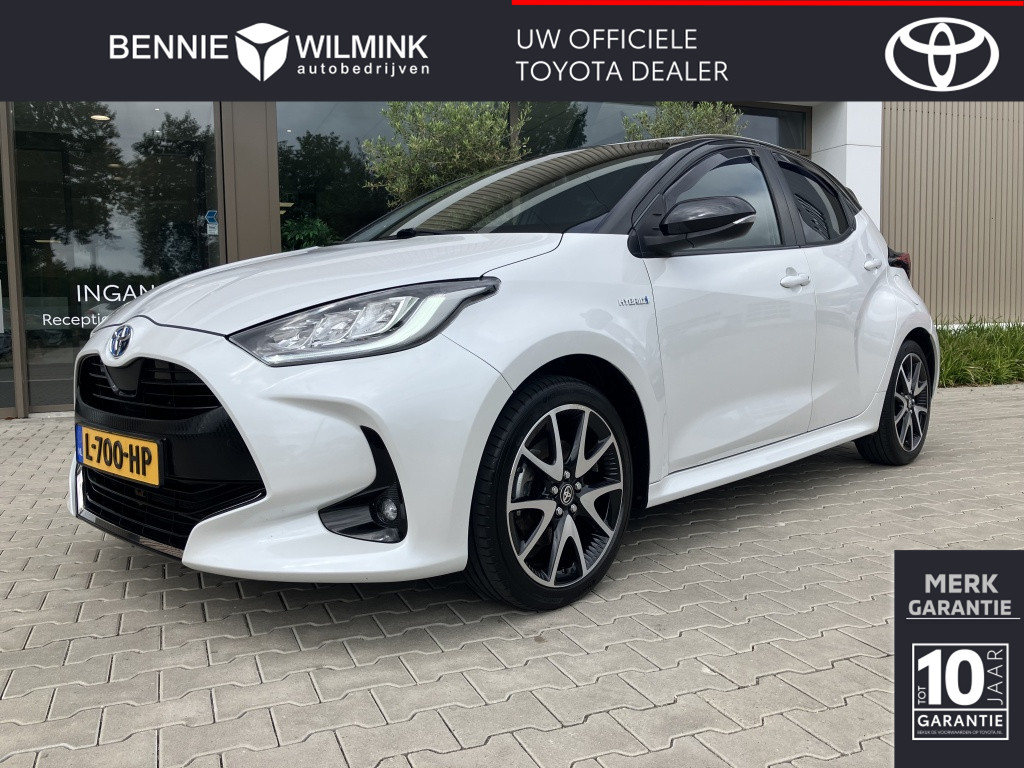 Toyota Yaris 1.5 Hybride Selection | Bi-Tone | Apple Car-play | Stoelverw