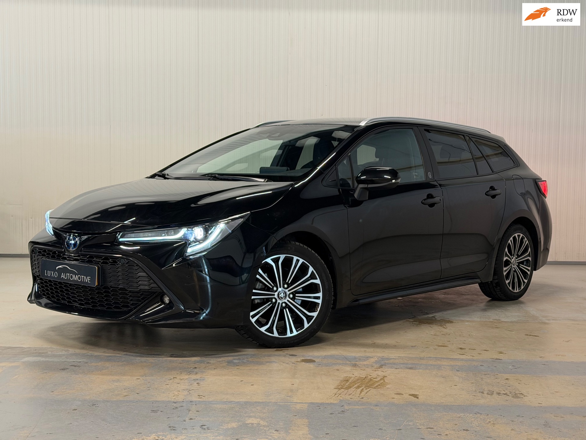 Toyota Corolla Touring Sports 2.0 Hybrid Dynamic | CAMERA | LED | BLACK OPTIC | MILD HYBRIDE