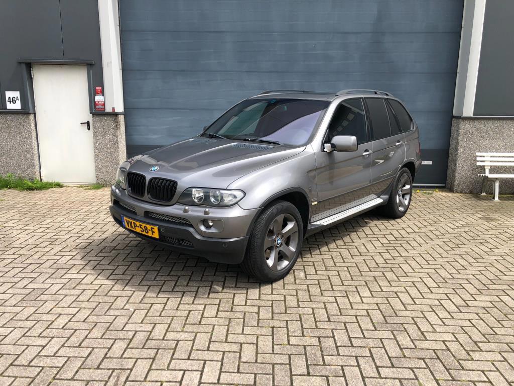 BMW X5 Grijs kenteken